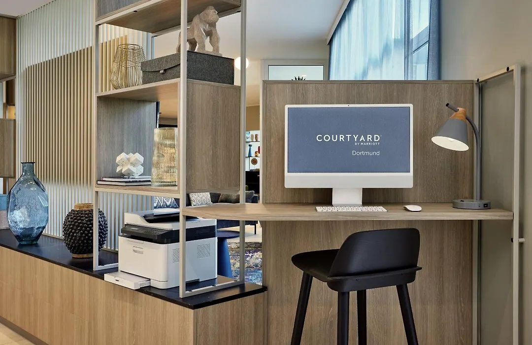 Courtyard By Marriott Dortmund-1