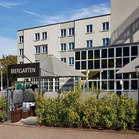 Courtyard By Marriott Dortmund-2